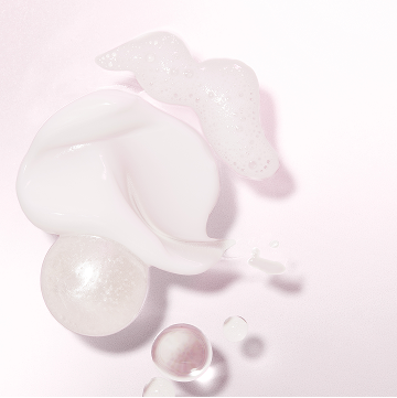 Texturas de los cuatro productos del Set Cuidado de la Piel Mary Kay Skincare&reg;